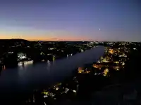 Austin, photo 1